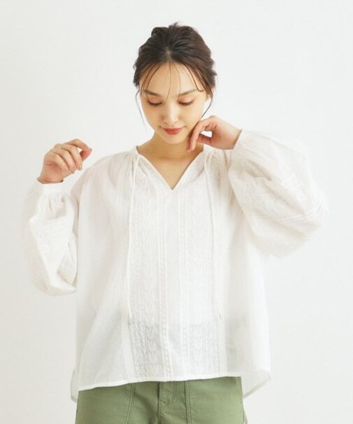 【インドコットン/インド生産】ライン刺繍ギャザーブラウス