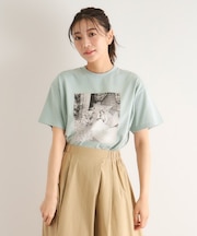【STORY掲載！/一部店舗限定カラーあり/大人気！日本製/Laura Ashley ヒストリーフォト】ガール フォトTシャツ