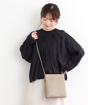 【牛革レザー／ショルダー長さ調節可】フラットバッグ