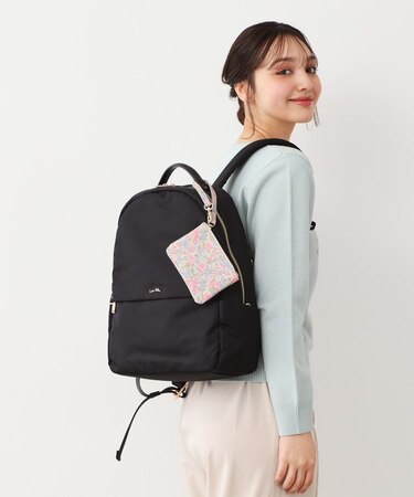 【4L収納／クッションポケット／ポーチ付き】多機能バックパック