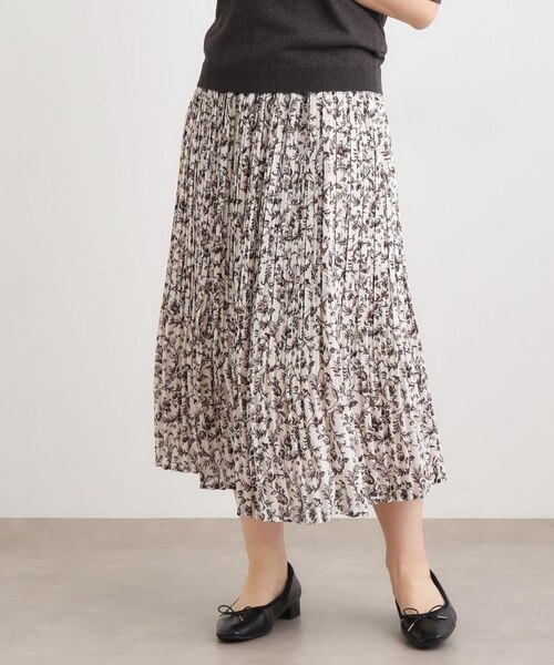 ローラアシュレイ シルクベルベット シフォン　トップス&ロングスカート ローラアシュレイ シルクベルベット シフォントップス&ロング