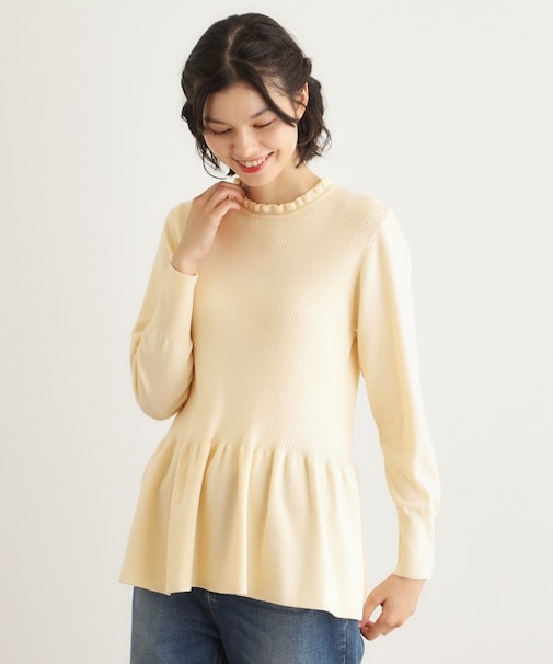 【洗える/ウール混/サスティナブル素材】フリルネックペプラム プルオーバーニット