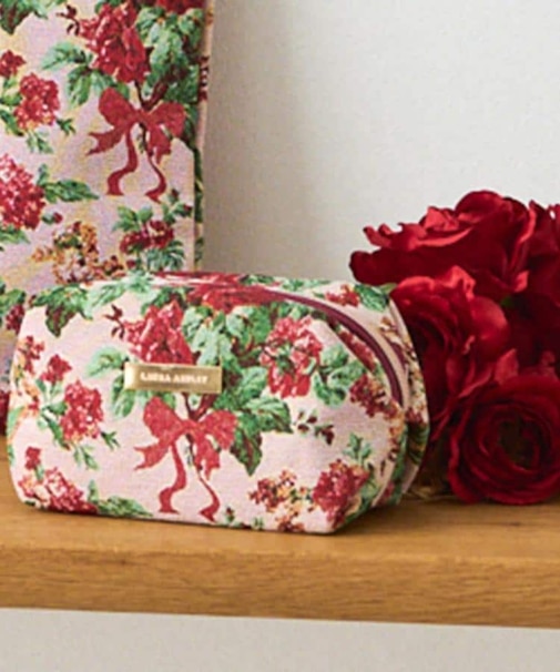 【ジャカード/ギフトにおすすめ！】メアリーポート ブーケ柄 ポーチ