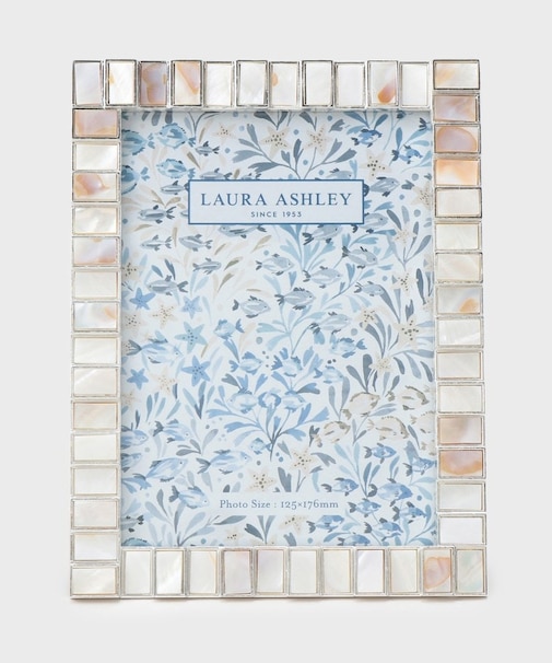 ヘンレイク柄 天然シェルフォトフレーム キャビネサイズ