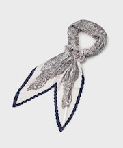 【シュシュ付】ペルシャ柄プリーツスカーフ