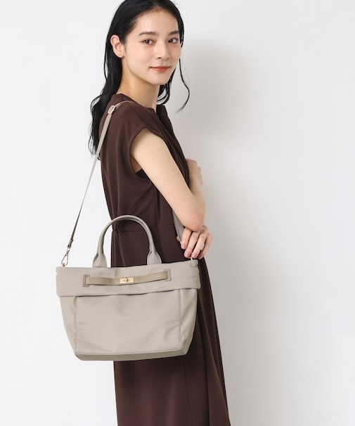 【A4収納可・2WAY】ベルトデザインナイロン2WAYトート