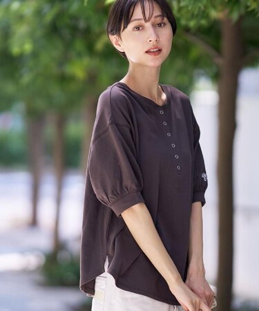 【360度可愛い/前後2WAY/洗える】ライトコットンヘンリーカットソー