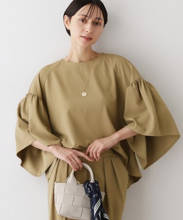 【セットアップ可・洗える】フレアスリーブブラウス