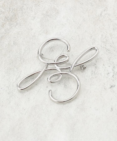 メタルブローチ