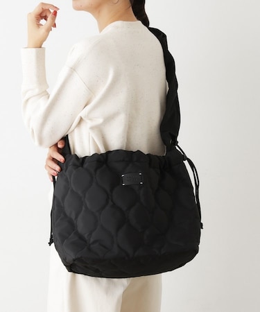 中綿キルティングシャーリングショルダー