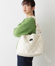 中綿キルティングシャーリングショルダー