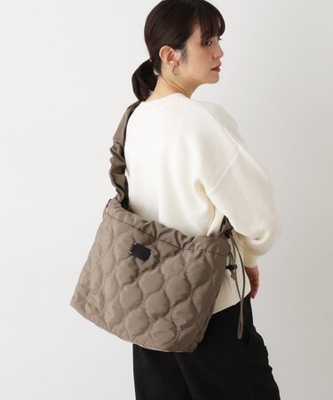中綿キルティングシャーリングショルダー