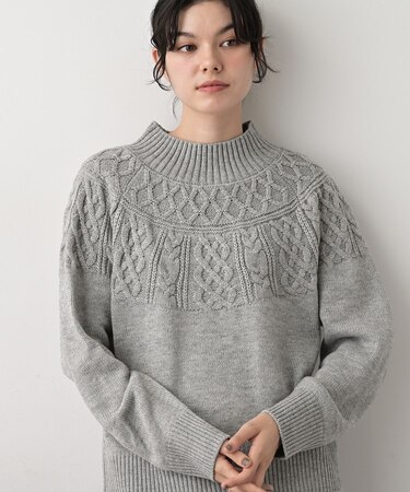 【着映え/洗える】求心ケーブル編みハイネックニット