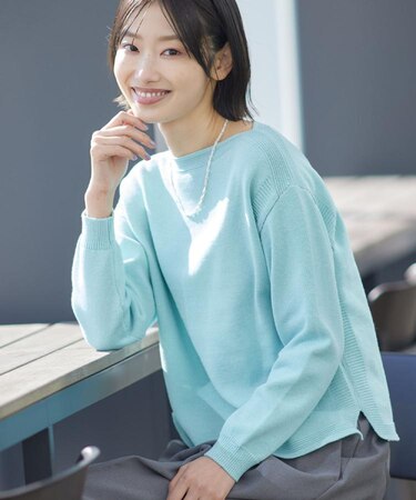 【洗える】ミドルゲージボートネックカラーニット