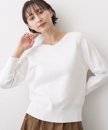 【洗える】コットンVネックニット