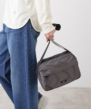 【ユニセックス/軽量】ポリエステルショルダーバッグ