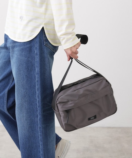 【ユニセックス/軽量】ポリエステルショルダーバッグ
