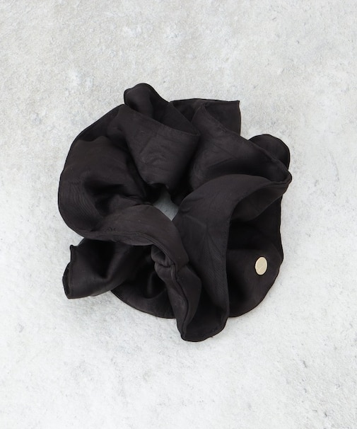 グロッシーサテン ボリュームシュシュ