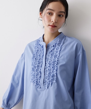 【着映え/洗える】フロントフリルブラウス