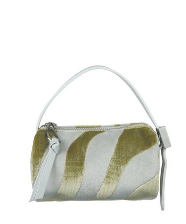 ゼブラ チャームバッグ