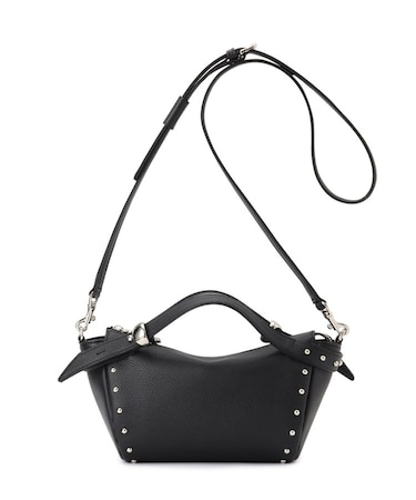 コキーユ スタッズ