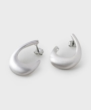 カーブピアス