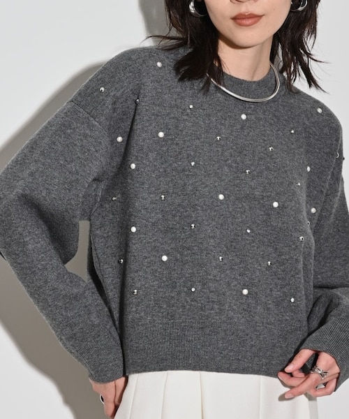 miyabi　新品 JUSGLITTY ビジューニット miyabi様専用 新品 JUSGLITTY ビジューニット - メルカリ