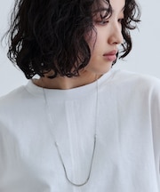 ロングチェーンネックレス