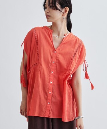 シャーリングスリーブコットンブラウス