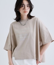 イレギュラーグラフィックTシャツ