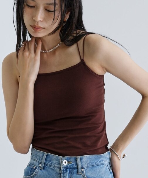 【一部店舗限定】カップ付きバッククロスキャミソール