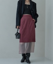 スエードライクレイヤースカート