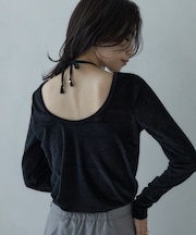 バックカットアウトベロアカットソー