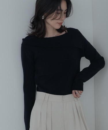 アシメオフショルニット
