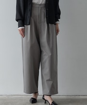 チノシャンプレータックパンツ