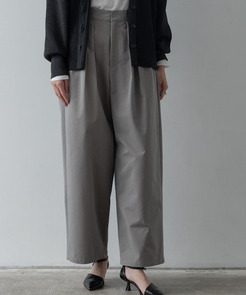 チノシャンプレータックパンツ