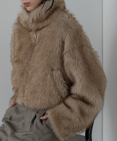 フェイクファーブルゾン