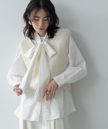 ロービングVネックニットベスト