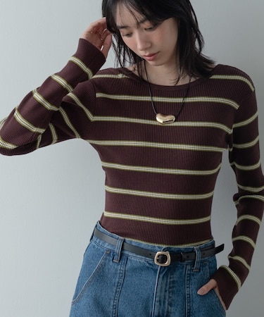 バックオープンボーダーリブニット