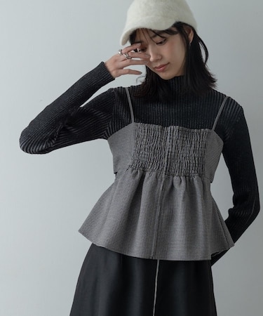 リブプレーティングハイネックニット