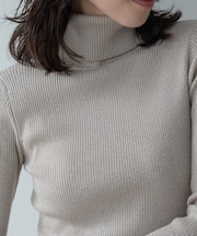 ラメリブタートルニット