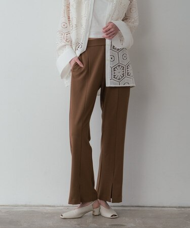 スリットフレアスキニーパンツ