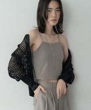 カップ付きクロップドキャミ