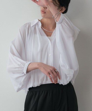バルーンシアーブラウス