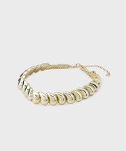 メタリックチョーカー