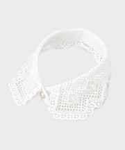 レースアクセント付け襟