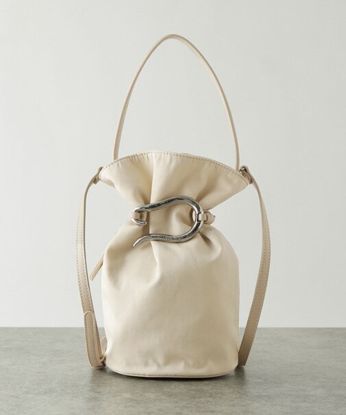 【LE VERNIS】Poire bucket bag M