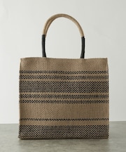 ボーダーボックストート