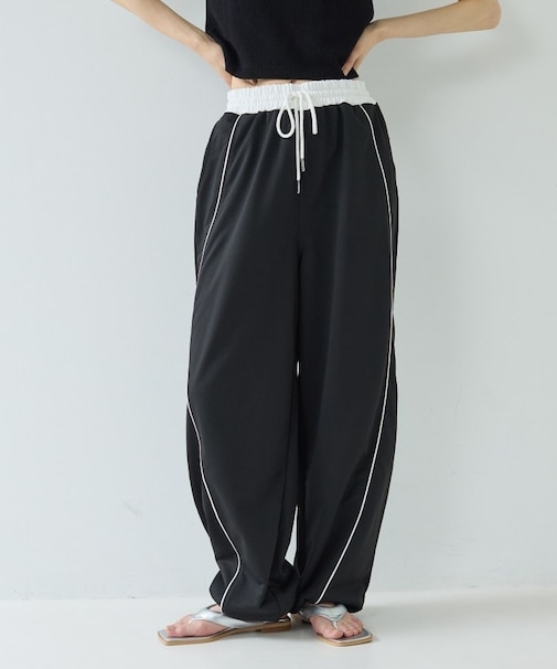 【一部店舗限定】パイピング裏毛ワイドパンツ