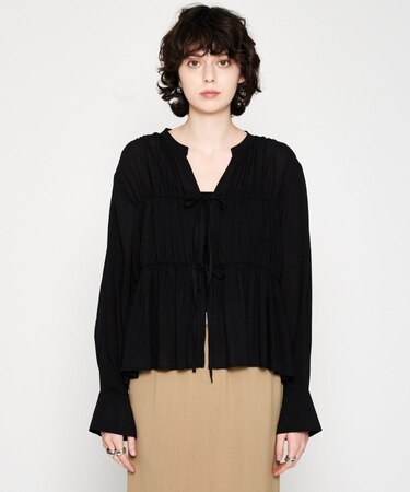 【手洗い可】リボンギャザーブラウス